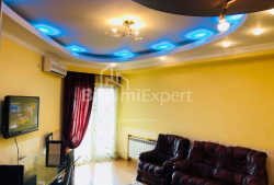 Квартира 3-комн 85 м² - Михайла Лермонтова, Батумі