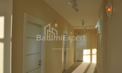Квартира 4-комн 106 м² - Тбел-Абусерідзе, Батумі