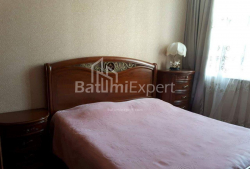 Квартира 3-комн 80 м² - Іллі Чавчавадзе, Батумі