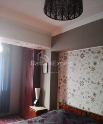 Квартира 3-комн 67 м² - Зураба Горгiладзе, Батумі