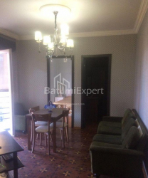 Квартира 3-комн 61 м² - Нiколоза Бараташвiлi, Батумі