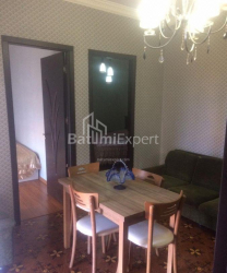 Квартира 3-комн 61 м² - Нiколоза Бараташвiлi, Батумі