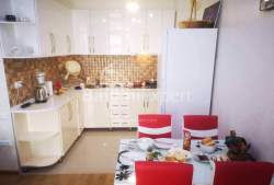 Квартира 100 м² - Шерифа Хімшіашвілі, Батумі, Грузія