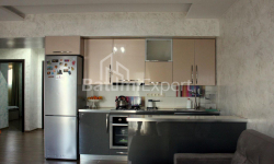 Квартира 3-комн 76 м² - Зураба Горгiладзе, Батумі