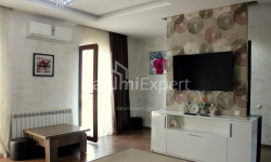 Квартира 76 м² - Зураба Горгiладзе, Батумі, Грузія
