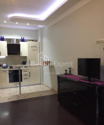 Квартира 2-комн 52 м² - Ніко Піросмані, Батумі