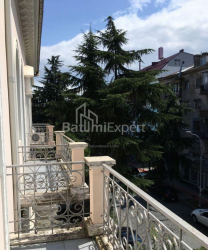 Квартира 6-комн 175 м² - Царя Парнаваза, Батумі