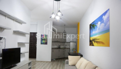 Квартира 2-комн 47 м² - Юр'ївська, Батумі