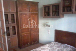 Квартира 3-комн 80 м² - Зураба Горгiладзе, Батумі