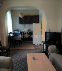 Квартира 3-комн 55 м² - Шерифа Хімшіашвілі, Батумі