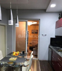 Квартира 5-комн 120 м² - Юр'ївська, Батумі