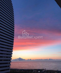 Квартира 3-комн 80 м² - Зураба Горгiладзе, Батумі