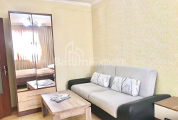 Квартира 27 м² - Зураба Горгiладзе, Батумі, Грузія