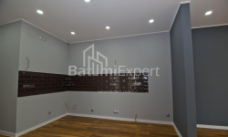 Квартира 4-комн 112 м² - Шалва Інасаридзе, Батумі