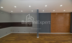 Квартира 4-комн 112 м² - Шалва Інасаридзе, Батумі