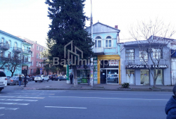 Квартира 7-комн 240 м² - Іллі Чавчавадзе, Батумі