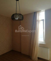 Квартира 3-комн 60 м² - Михайла Лермонтова, Батумі