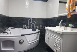 Квартира 4-комн 250 м² - Юр'ївська, Батумі