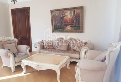 Квартира 4-комн 250 м² - Юр'ївська, Батумі