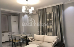 Квартира 3-комн 77 м² - Деметре Тавдадебулі, Батумі