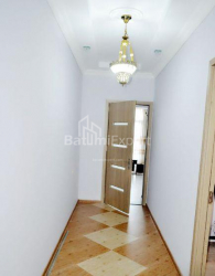 Квартира 3-комн 59 м² - Oлександра Пушкiна, Батумі