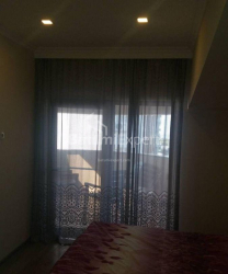 Квартира 3-комн 92 м² - Зураба Горгiладзе, Батумі