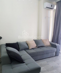 Квартира 2-комн 61 м² - Ангiса, Батумі