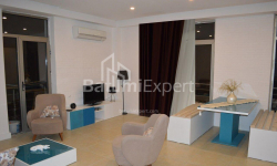 Квартира 4-комн 110 м² - Шерифа Хімшіашвілі, Батумі
