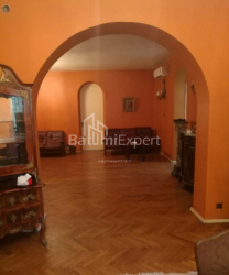 Квартира 4-комн 151 м² - Руставелі, Батумі