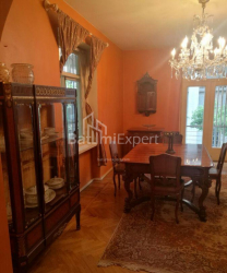 Квартира 4-комн 151 м² - Руставелі, Батумі