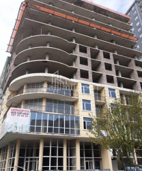 Квартира 2-комн 62 м² - Вахтанга Горгасалі, Батумі
