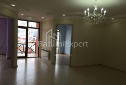 Квартира 3-комн 73 м² - Юр'ївська, Батумі