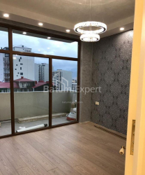 Квартира 3-комн 81 м² - Зураба Горгiладзе, Батумі