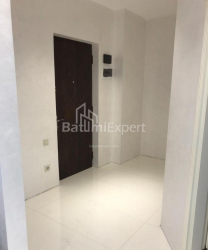 Квартира 81 м² - Зураба Горгiладзе, Батумі, Грузія