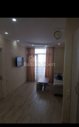 Квартира 3-комн 60 м² - Зураба Горгiладзе, Батумі