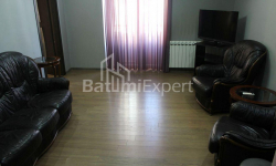 Квартира 2-комн 65 м² - Петра Мелiкiшвiлi, Батумі