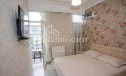Квартира 136 м² - Зураба Горгiладзе, Батумі, Грузія