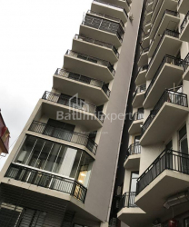Квартира 3-комн 82 м² - Юр'ївська, Батумі