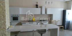 Квартира 3-комн 160 м² - Іллі Чавчавадзе, Батумі