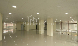 Квартира 2-комн 250 м² - Петра Багратіоні, Батумі