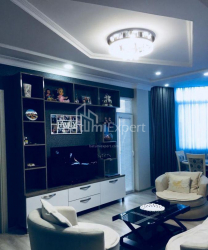 Квартира 4-комн 90 м² - Галактiона Табiдзе, Батумі