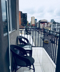 Квартира 4-комн 90 м² - Галактiона Табiдзе, Батумі