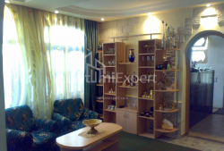 Квартира 9-комн 190 м² - Деметре Тавдадебулі, Батумі