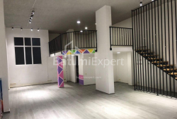Квартира 2-комн 130 м² - Еквтіме Такаішвілі, Батумі