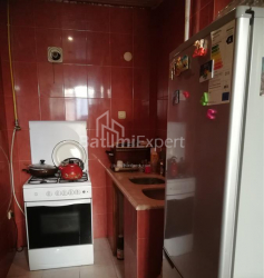 Квартира 3-комн 90 м² - Зураба Горгiладзе, Батумі