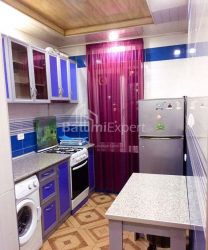 Квартира 3-комн 62 м² - Зураба Горгiладзе, Батумі