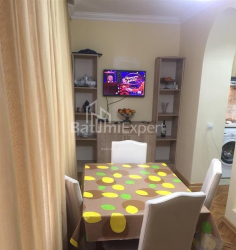 Квартира 3-комн 65 м² - Юр'ївська, Батумі