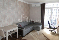 Квартира 1-комн 45 м² - Шерифа Хімшіашвілі, Батумі