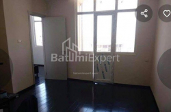 Квартира 2-комн 45 м² - Давида Агмашенеблі, Батумі