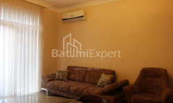 Квартира 2-комн 58 м² - Юр'ївська, Батумі